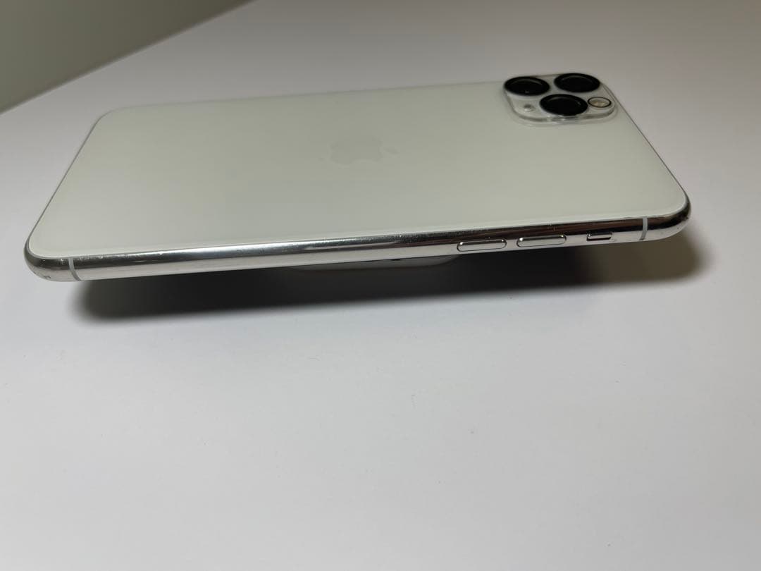 iPhone 11Pro Max シルバー256GB Sim Free!