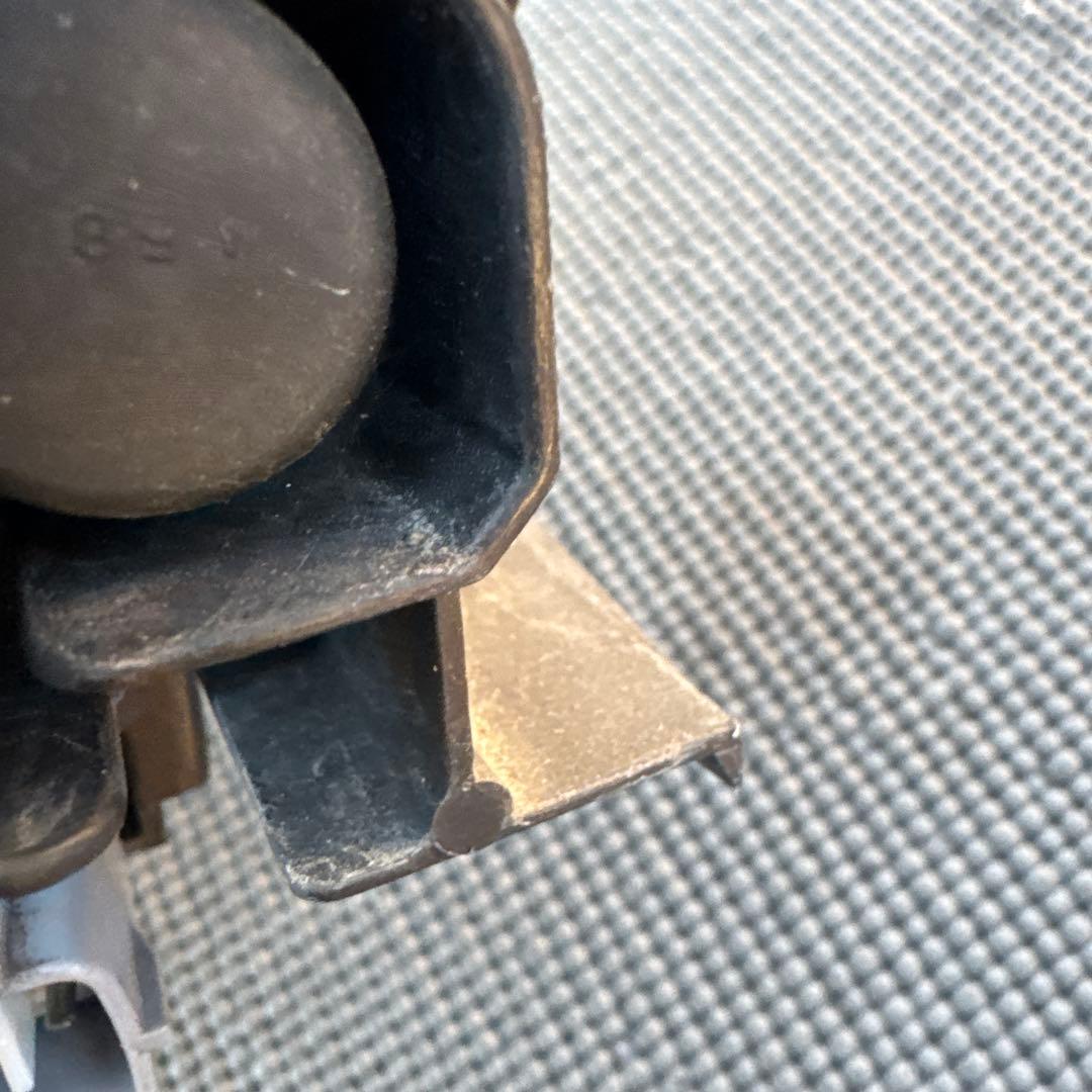 トヨタ　プリウス　30 前期　LED ヘッドライト　ヘッドランプ左右セット中古品