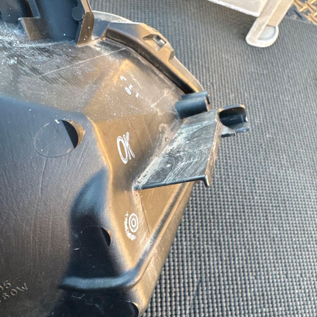 トヨタ　プリウス　30 前期　LED ヘッドライト　ヘッドランプ左右セット中古品