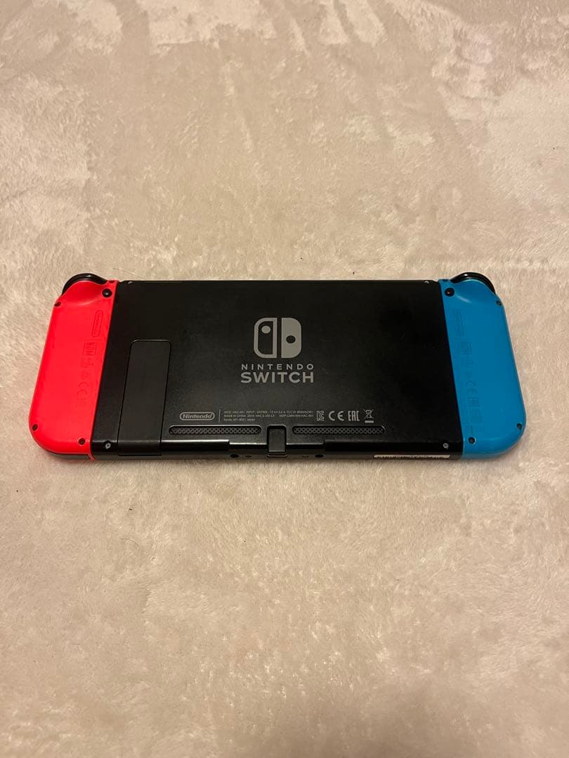 Nintendo Switch 本体 青/赤ジョイコン