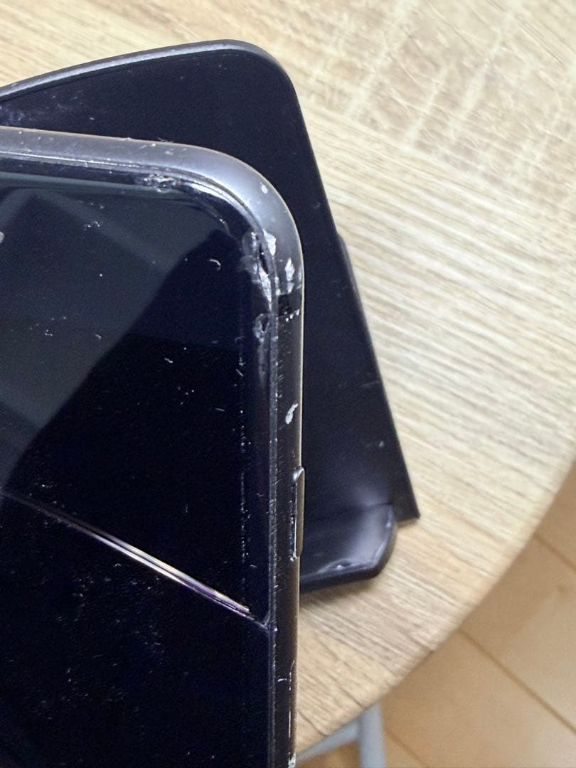 iPhone 8 スペースグレイ 64GB SIMフリー 機能不良無 画面割れ有