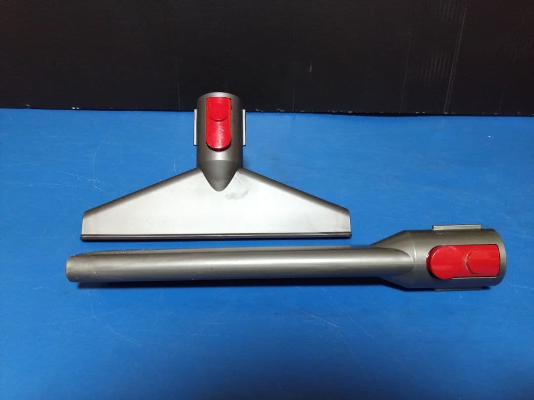 大人気モデル！dyson‼️デジタルスリムフィラフィ SV18収納ブラケット付③