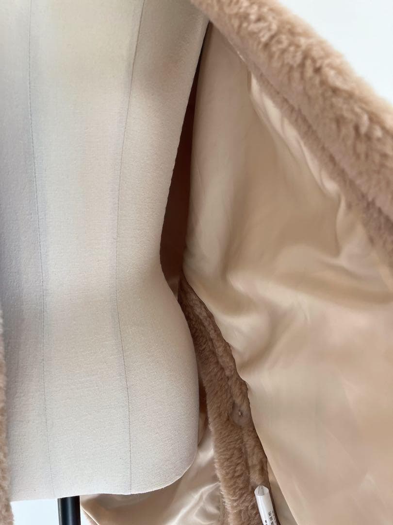 新品未使用 ベアポンチョ アルパカ素材 テディ ケープ MaxMaraお好きな方