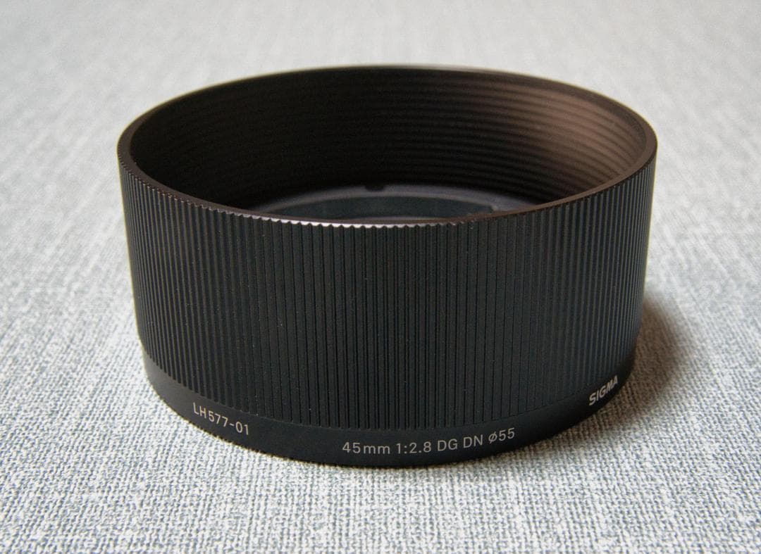 【極美品】シグマ(SIGMA) 45mm F2.8 DG DN ソニーEマウント