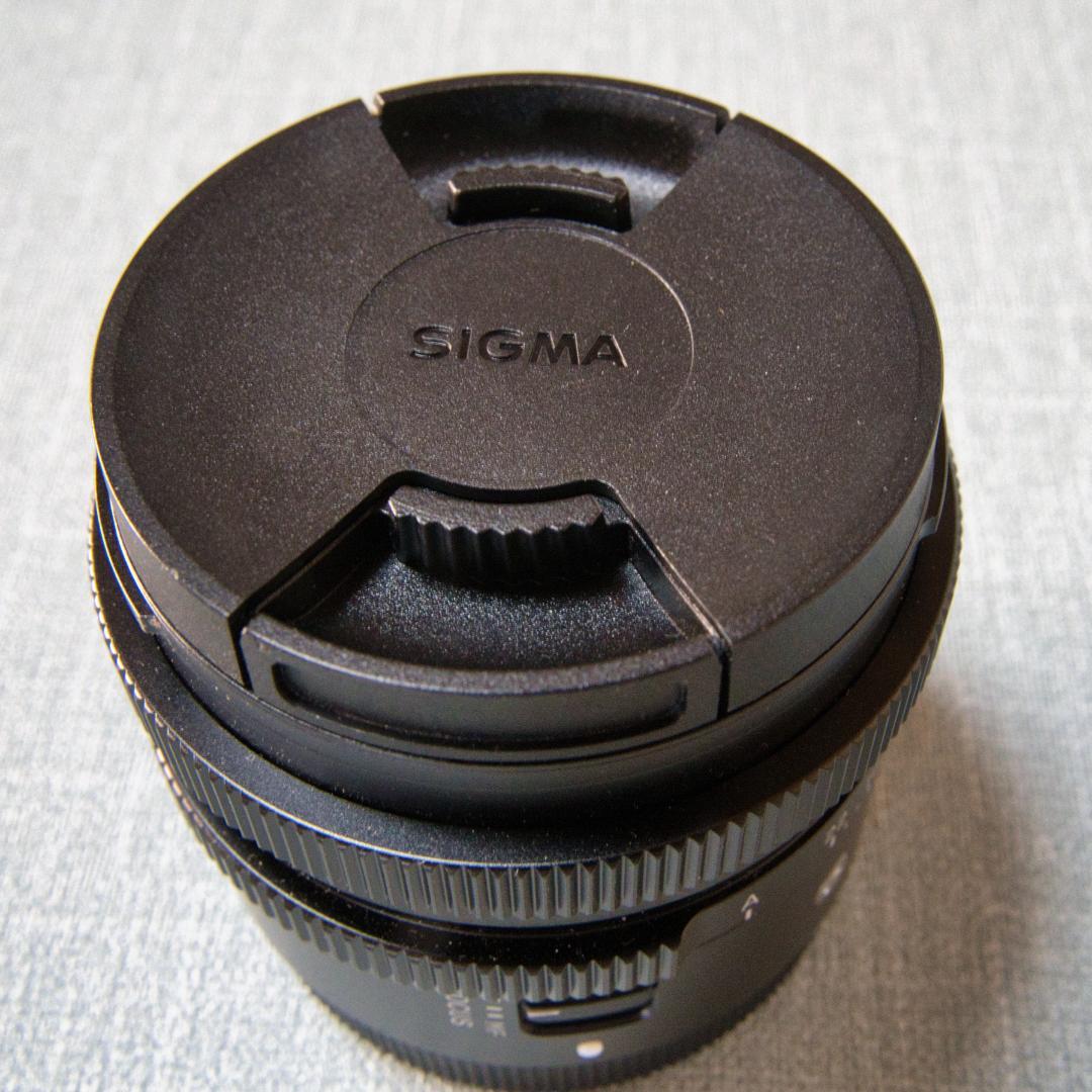 【極美品】シグマ(SIGMA) 45mm F2.8 DG DN ソニーEマウント