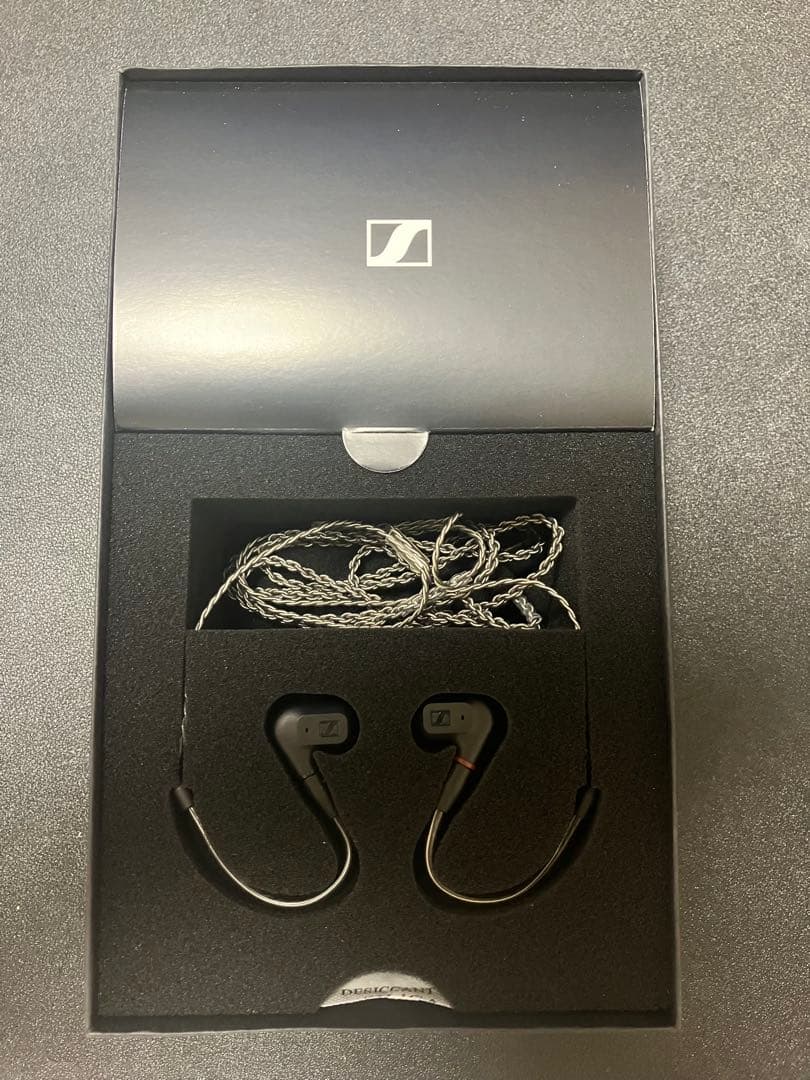 イヤホン Sennheiser IE 200