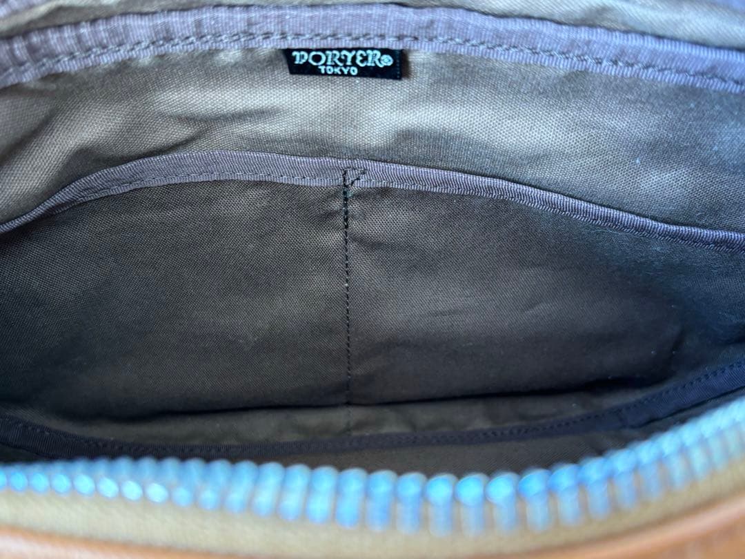 新品同様　廃盤　ポーター　フリースタイル　ショルダーバッグ キャメル　半月型