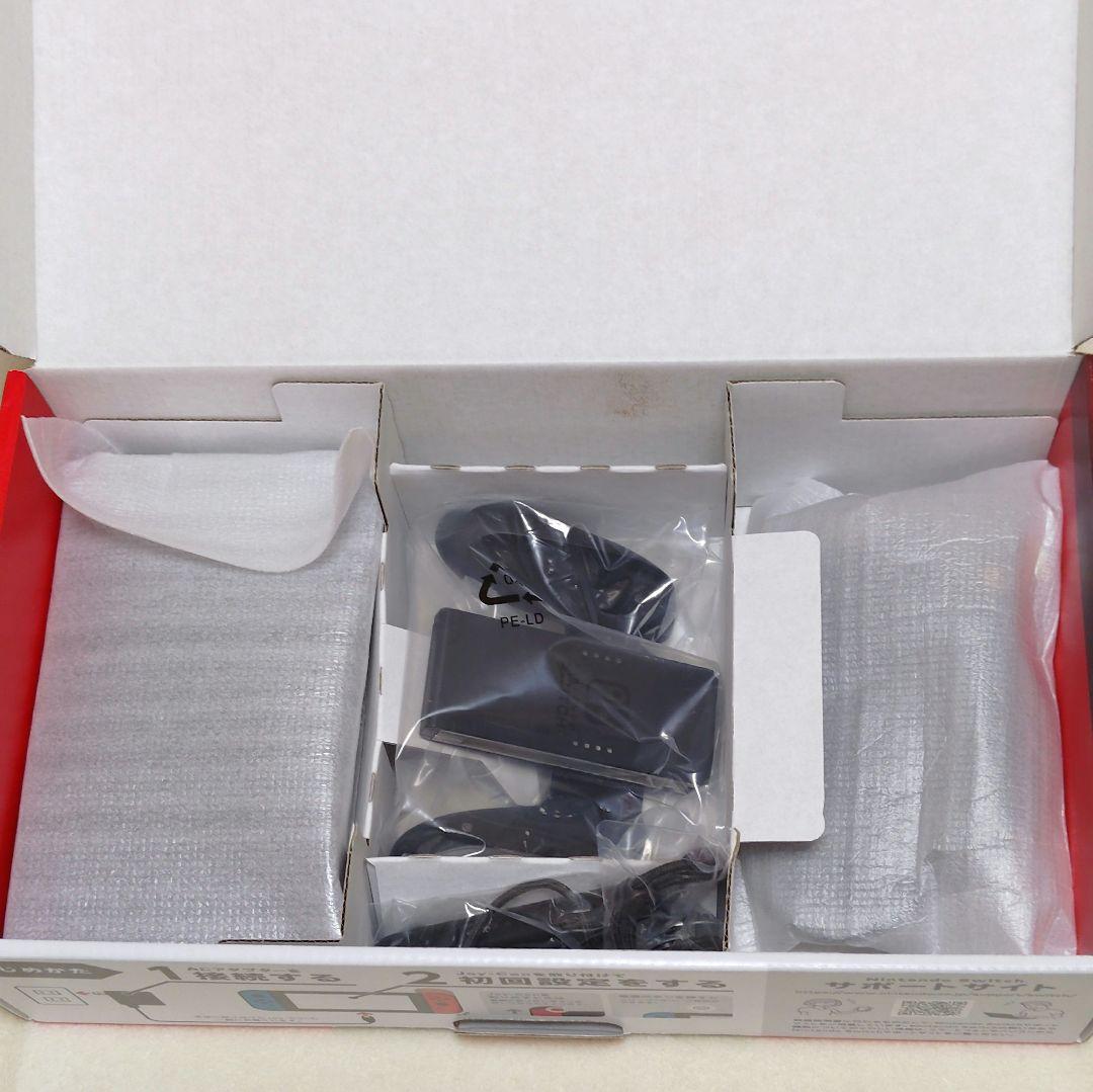 Nintendo Switch 本体【片方のコントローラーに不具合有り】