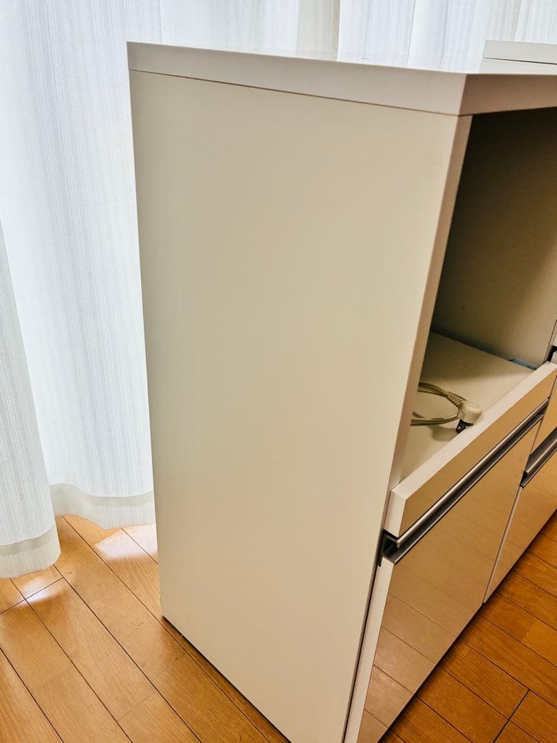 ニトリ 伸縮できるカウンターキッチンボード 伸縮幅 105-160cm