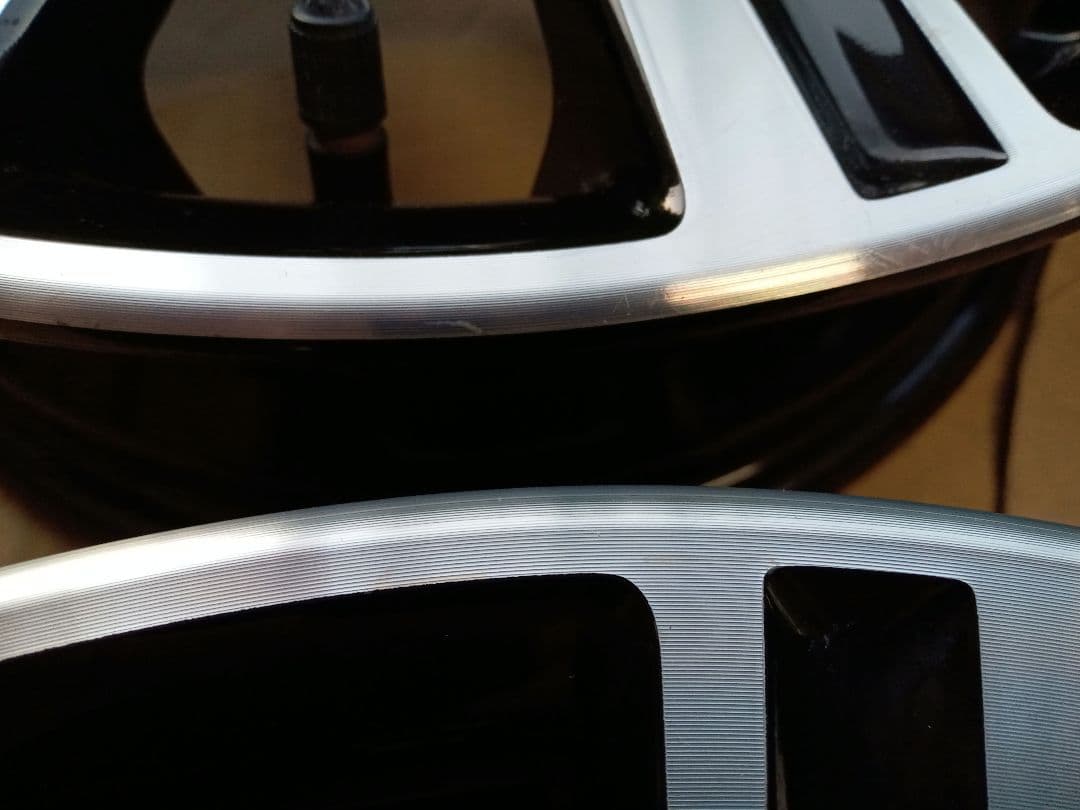 ダイハツ純正ホイール