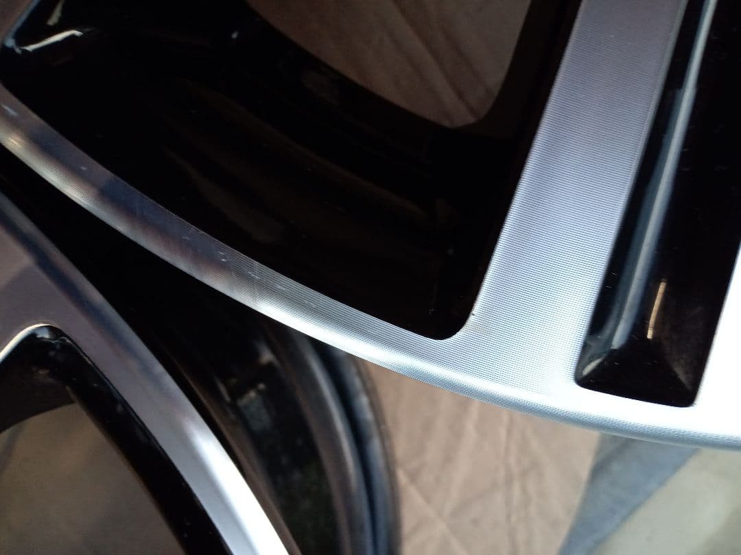 ダイハツ純正ホイール