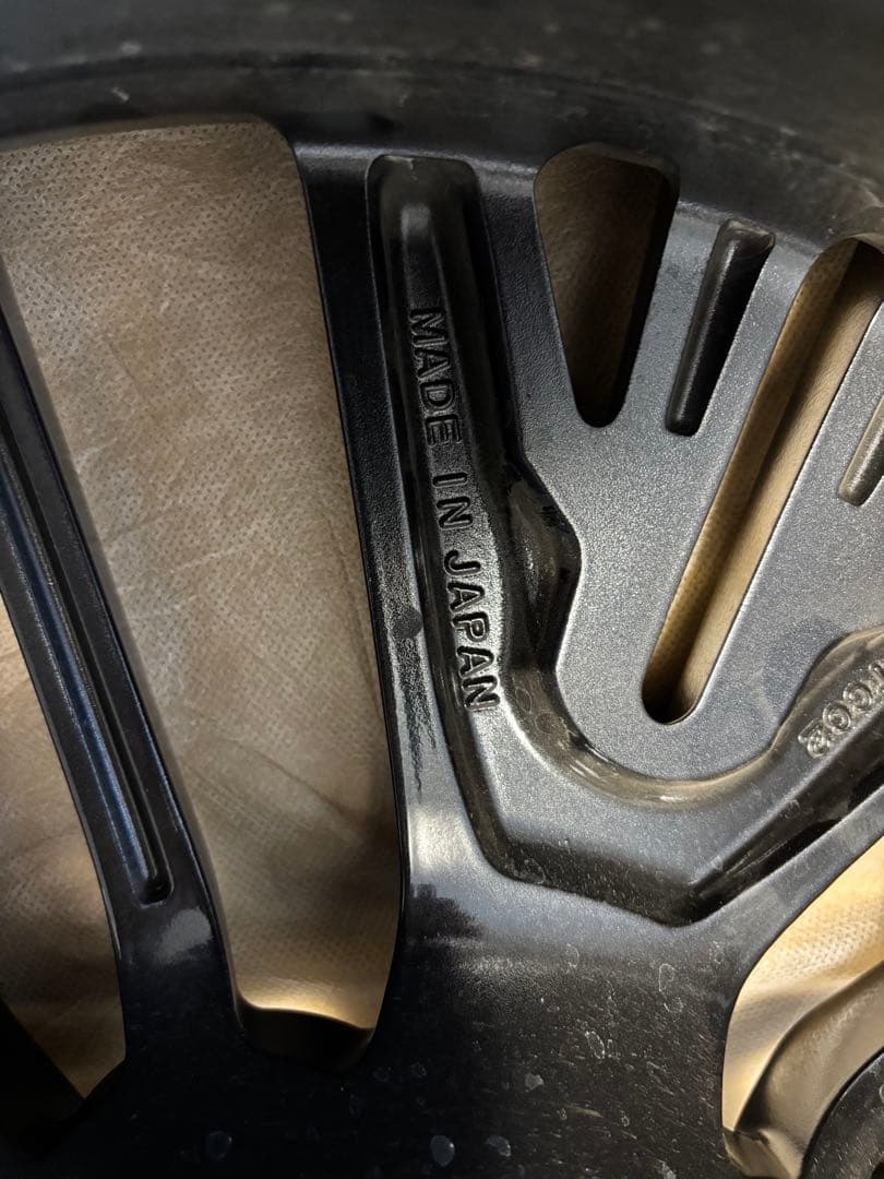 ①トヨタ アルファード ヴェルファイア 40系、20インチホイール TRD