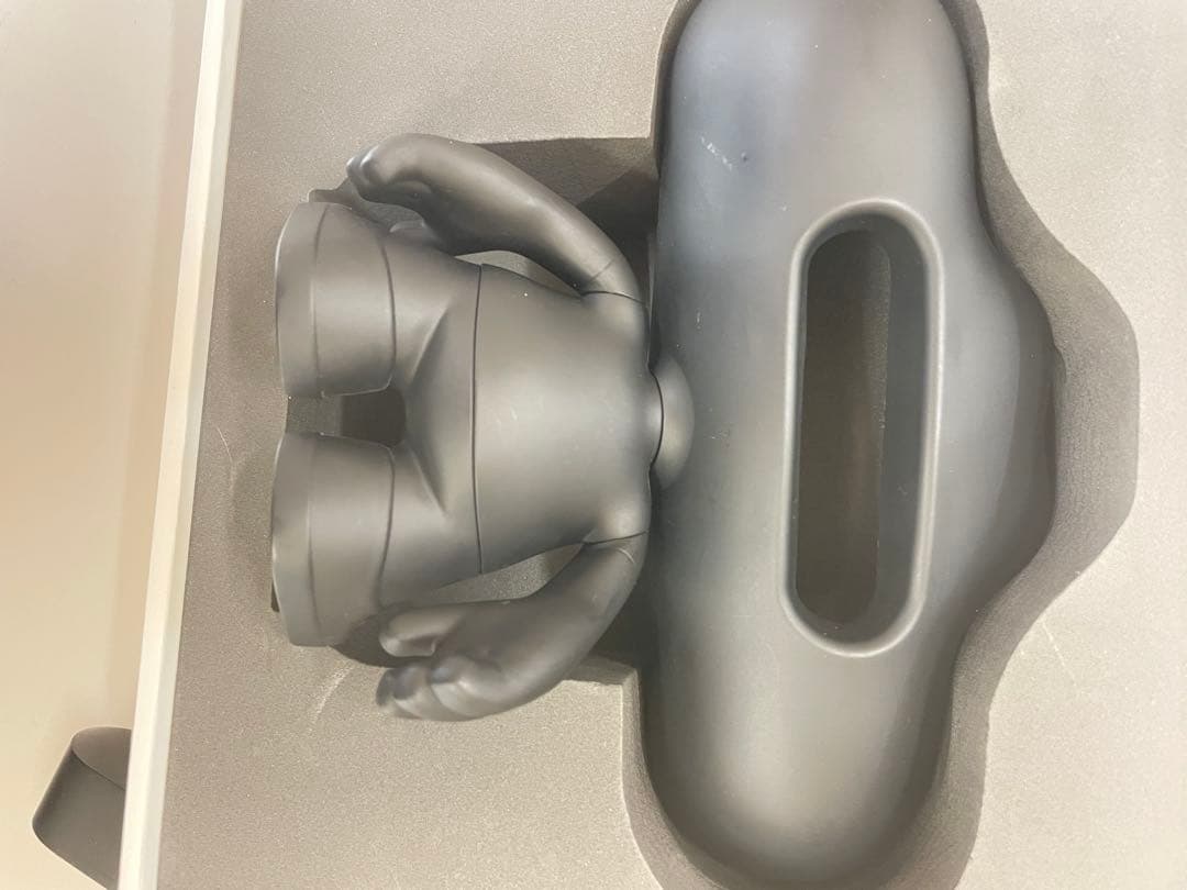 beats pills スピーカー と専用スタンド