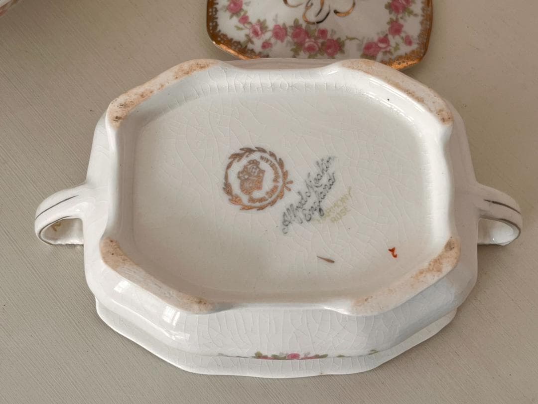 【アルフレッド・ミーキン】小さなピンクのフローラル　大・小ボウル&小物入れセット