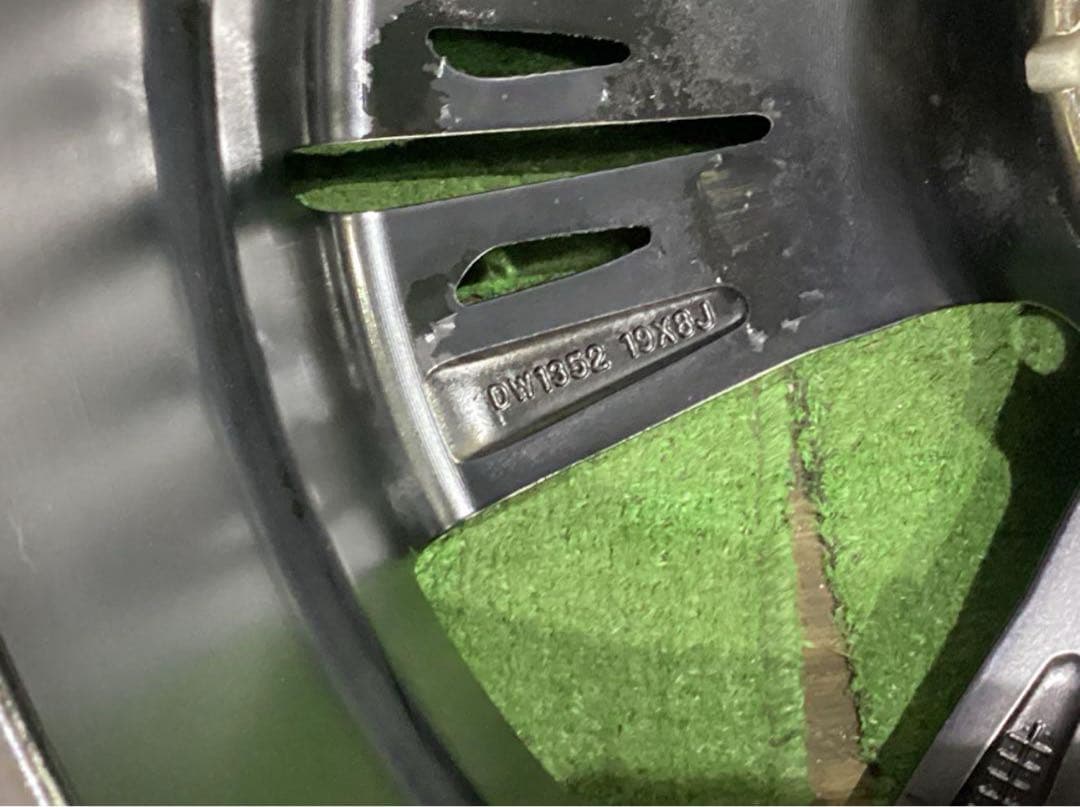 Y249 [送料無料] MODELLISTA サイズ　19X8J