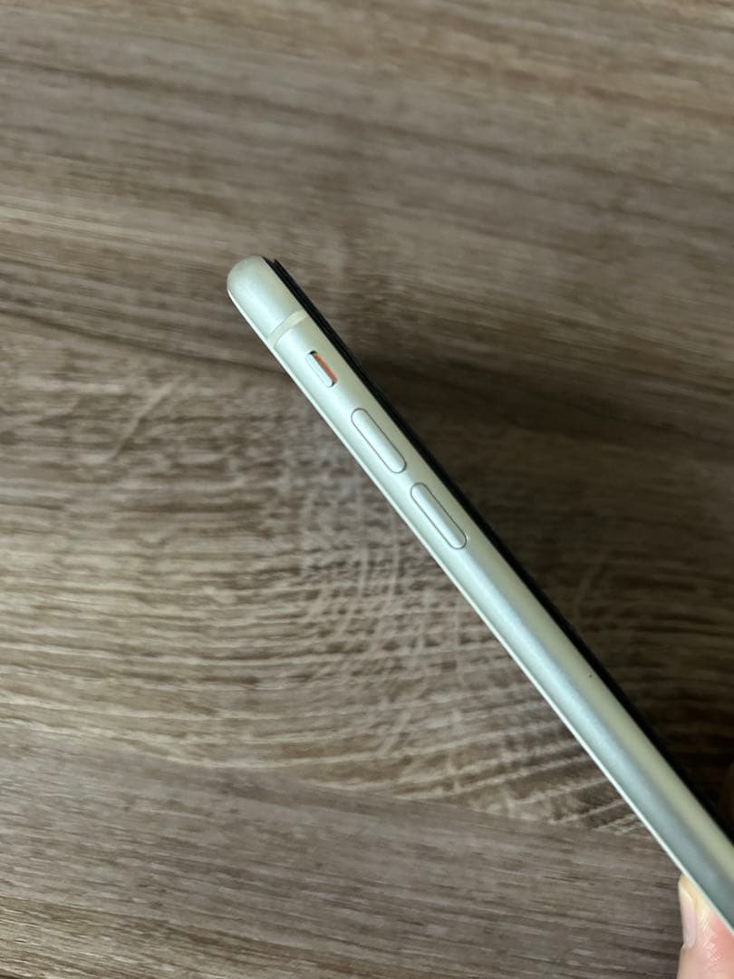 iPhone11 本体のみ 64GB 割れあり