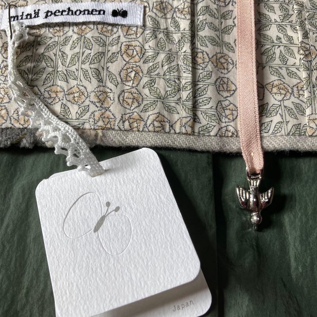 し*除様 (新品・貴重)ミナペルホネンブックカバー