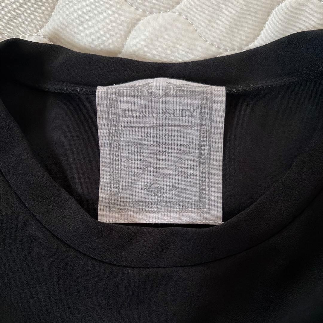 【美品】BEARDSLEY ビアズリー✴︎Tブラウス　ブラック　FREE