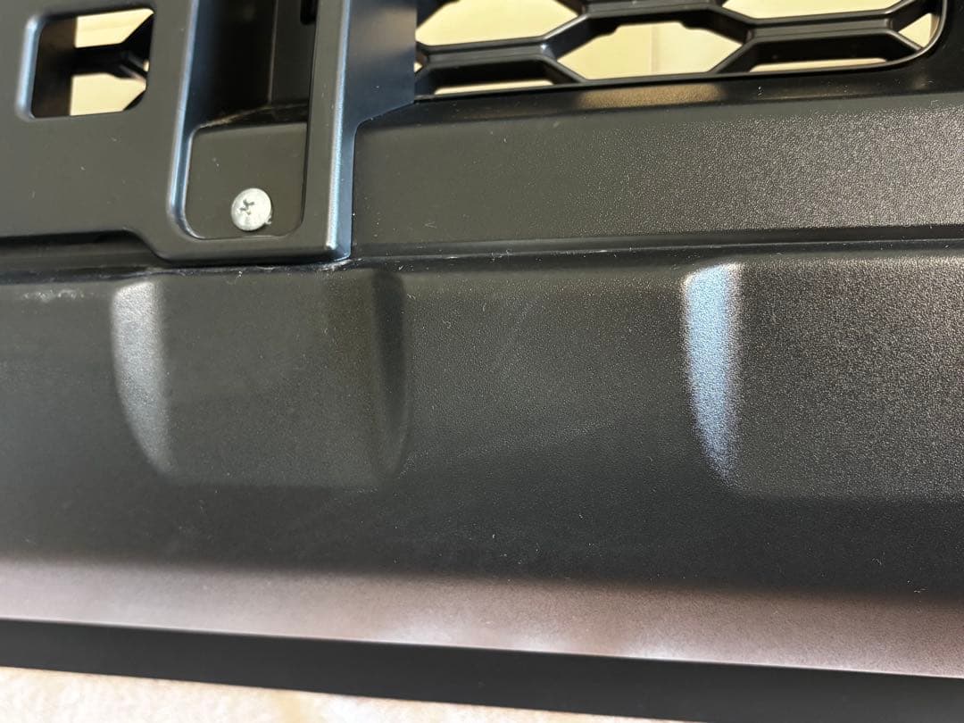 スズキ　ジムニー純正フロントバンパー ブラック JB64