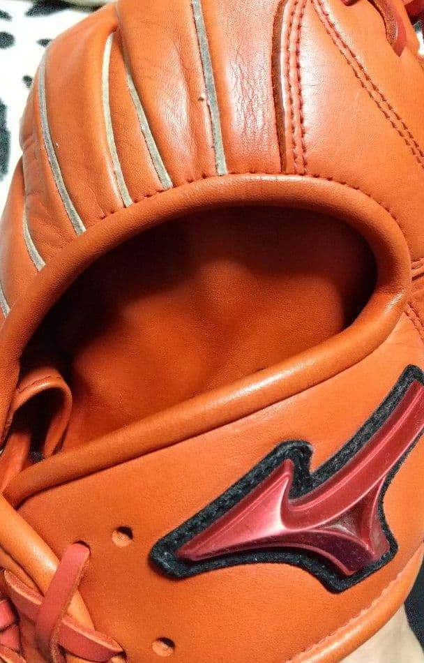 ミズノ 軟式グローブ オレンジ 内野手用