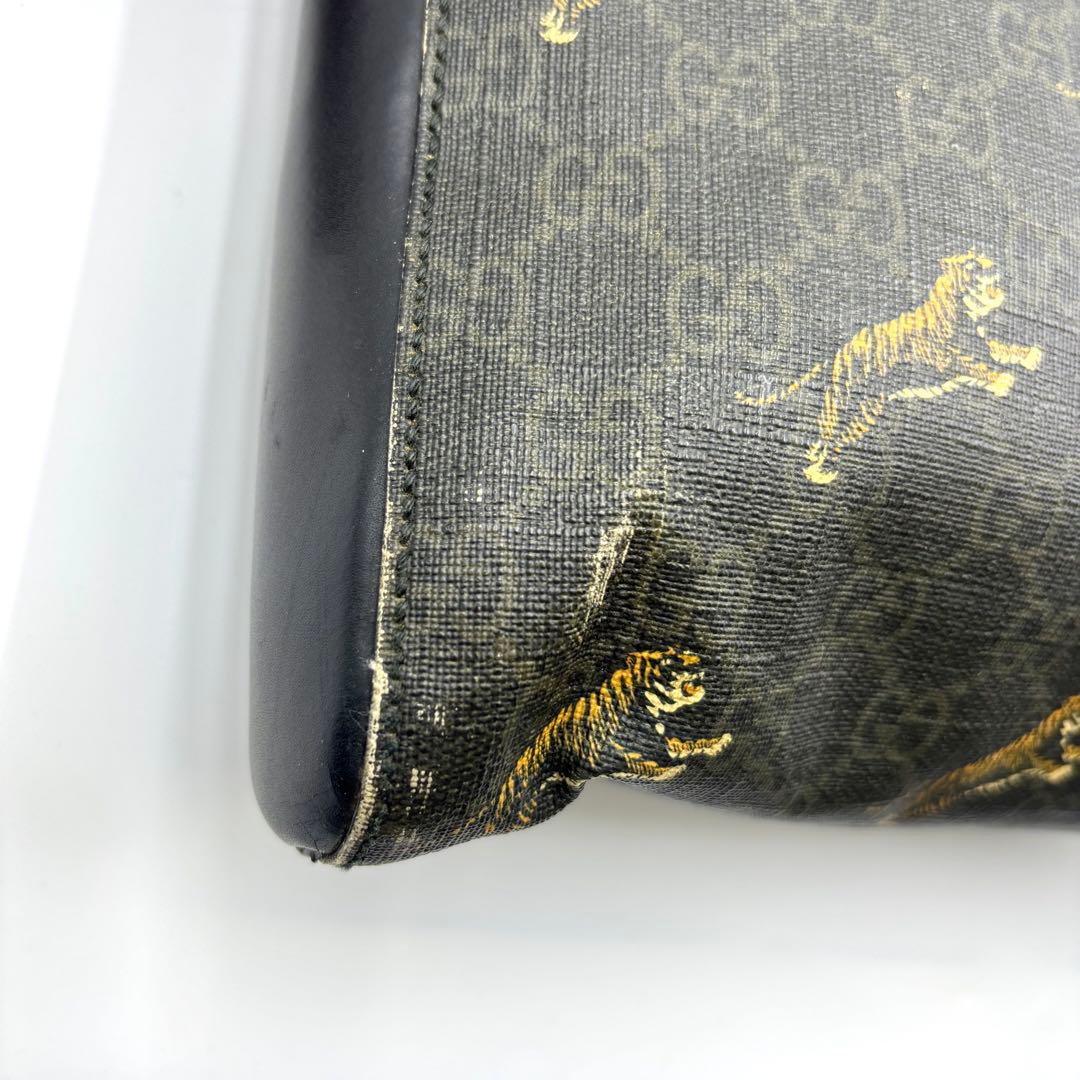 希少 GUCCI グッチ ショルダーバッグ タイガー ggスプリーム 総柄