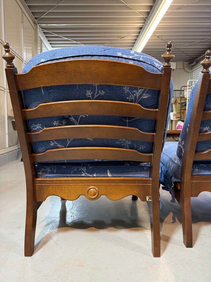 飛騨産業 3人掛けソファ（キツツキマーク）