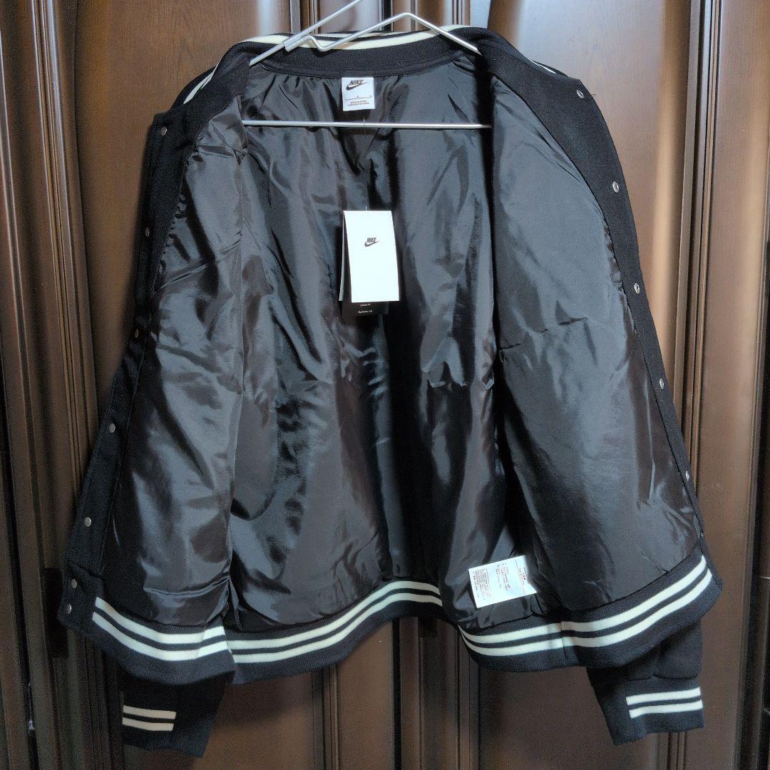 ナイキ：メンズ：AUバーシティ　ジャケット：Lサイズ：黒