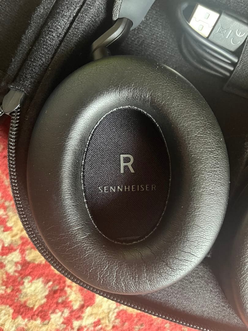 【値下げ不可商品】SENNHEISER MOMENTUM4 Wireless