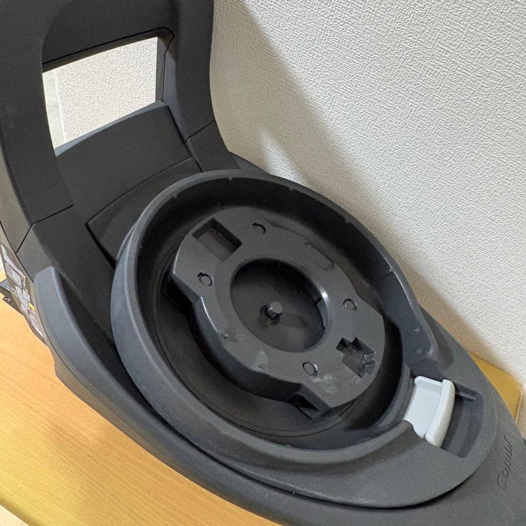 コンビ THE S ISOFIX のせかえベース