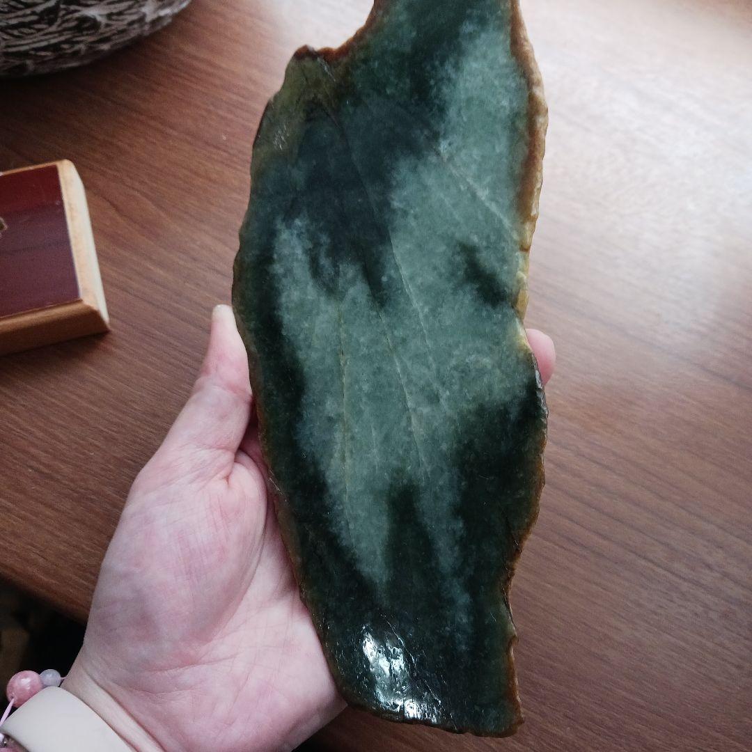 ミャンマー産　A貨翡翠スライス　オブジェ置き物　約418g