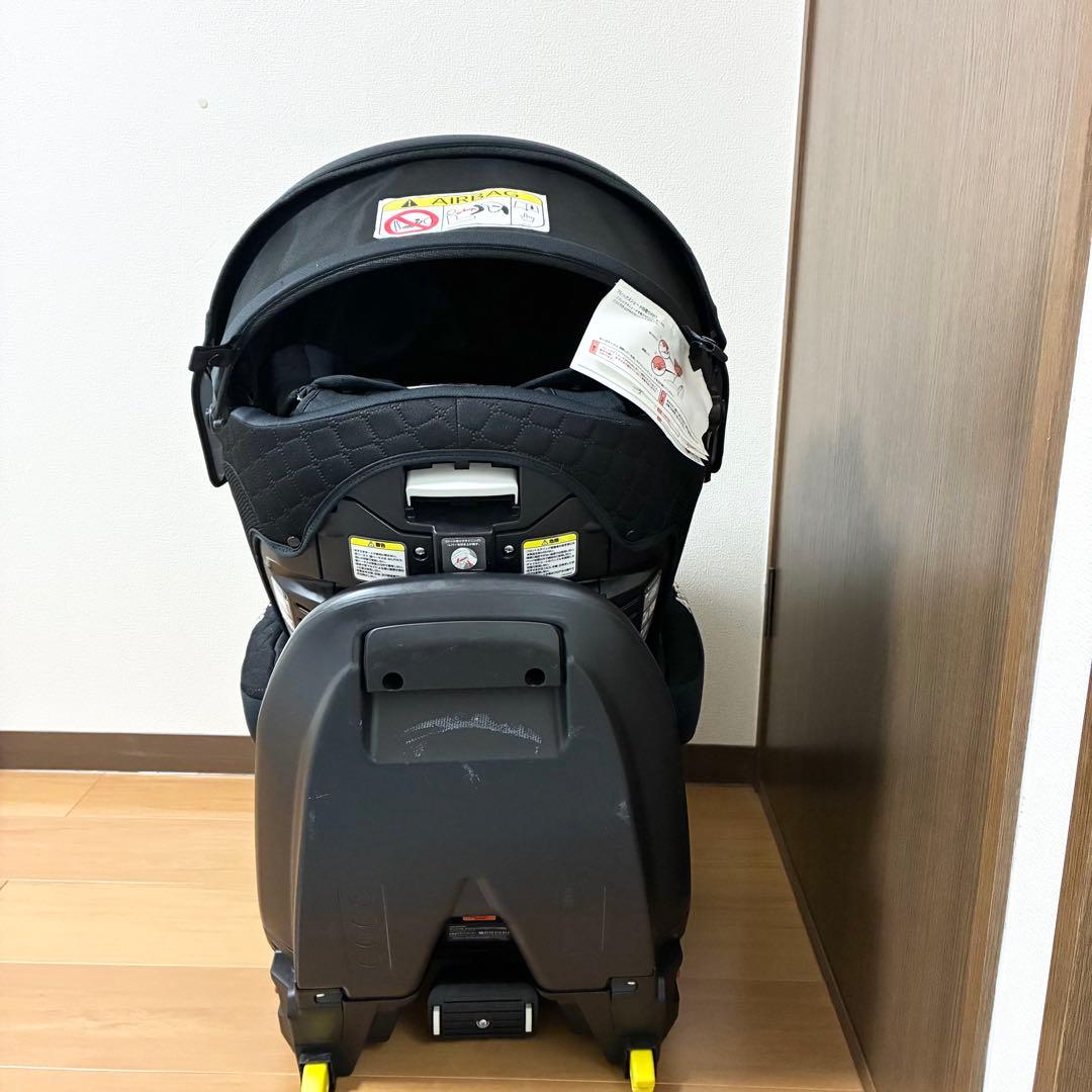 【美品】Aprica フラディア グロウ ISOFIX 2022357 黒 ①