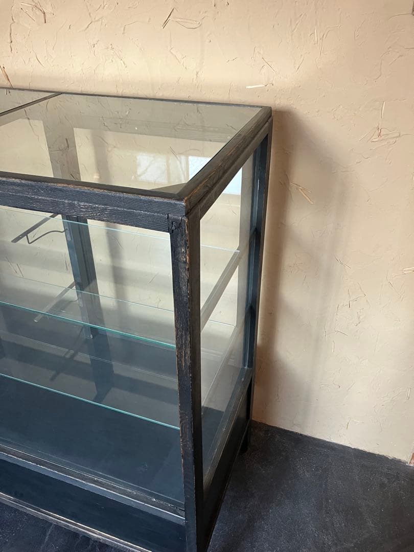 ショーケース 棚 ゆらゆらガラス　木製　古家具　アンティーク