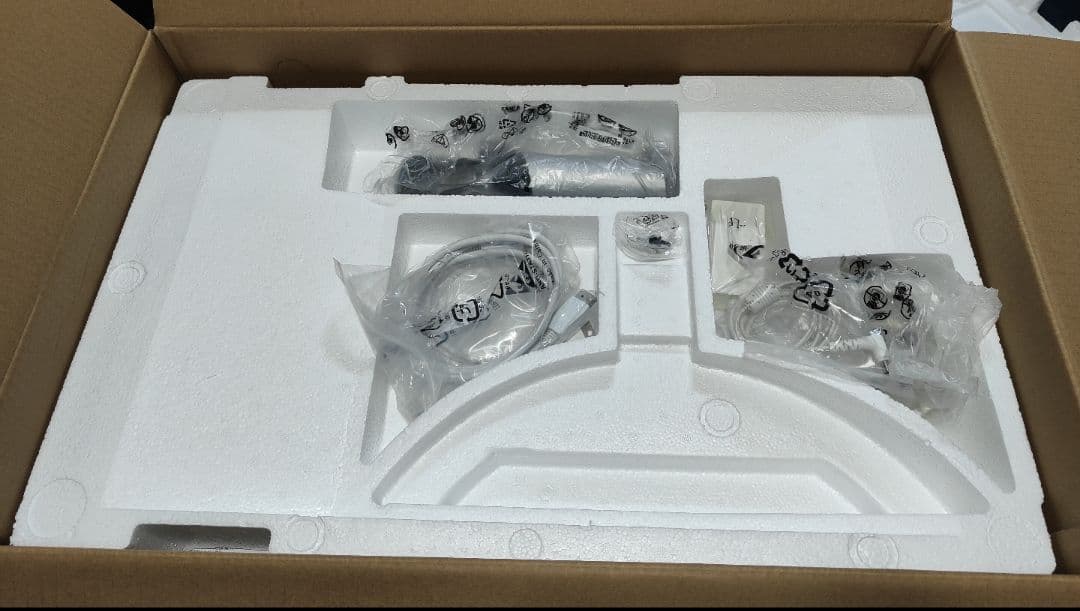 ディスプレイ・モニター本体 LG 4K 27UL500-W 27inch FreeSync 60hz