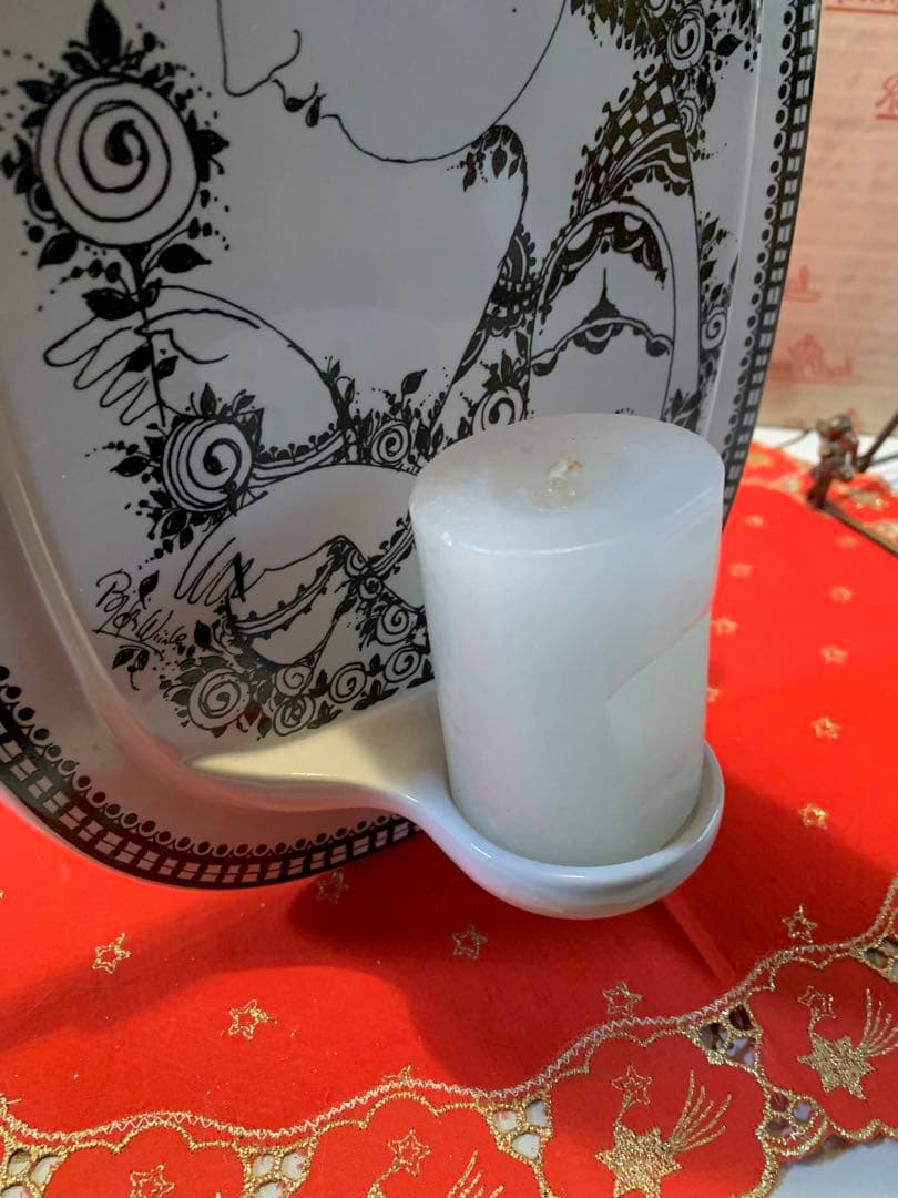 ビヨンヴィンブラッド　ビンテージのローゼンタール社のロウソク立て壁掛けプレート！