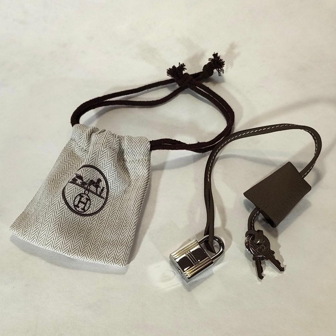 Hermes エルメス　ヴィクトリア　12H　エトゥープ　ビジネスバッグ