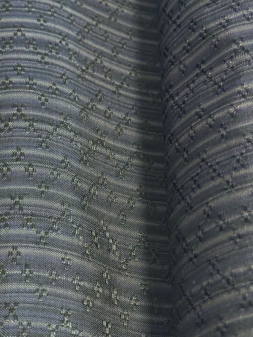 七*庵様 新品　紬　南風原花織　琉球絣　本場琉球　赤嶺忠　反物　手織り　赤嶺織