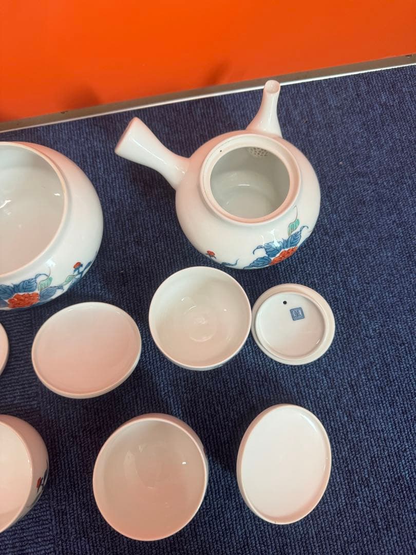 1776 有田焼畑萬陶苑 色鍋島内山水岩牡丹 茶器セット急須1 建水1湯呑蓋付4