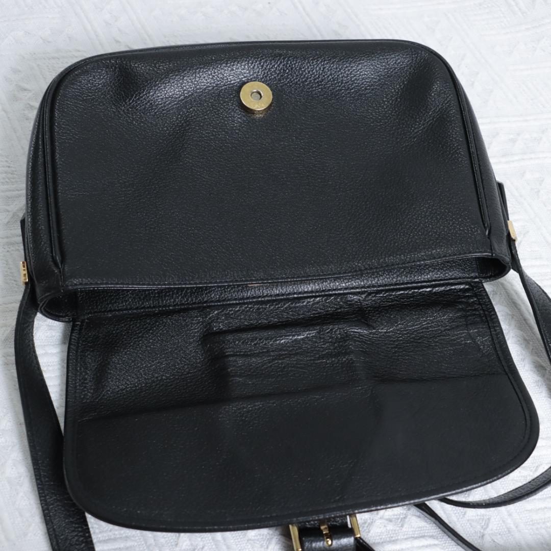 【専用】イヴサンローラン　YSLレザーショルダーバッグ　ブラック