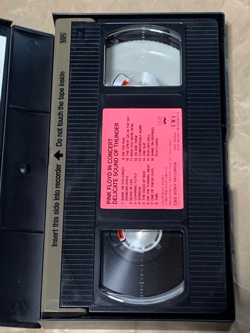 ピンク・フロイド　光　PERFECT LIVE 中古VHSビデオ