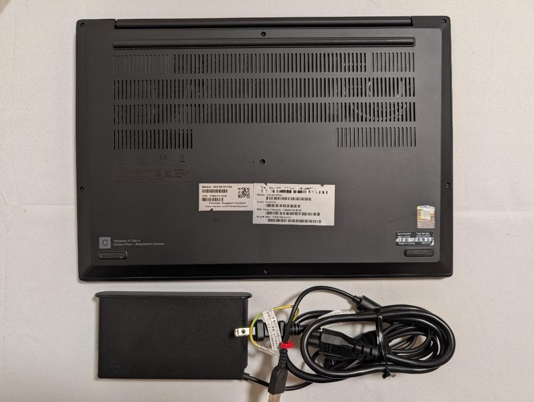 ThinkPad P1 Gen4 i7/32G/1TB/16型/4Kタッチ/US