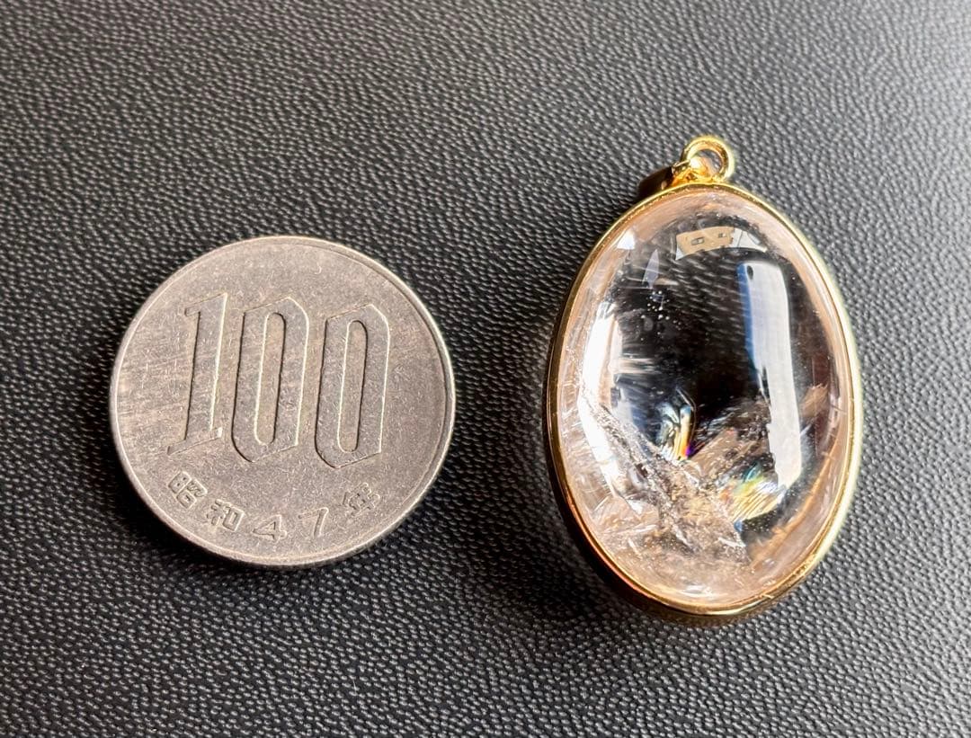 ひろリン　永遠の愛を願う水晶の究極形態　虹のマスターウラルレムリアン