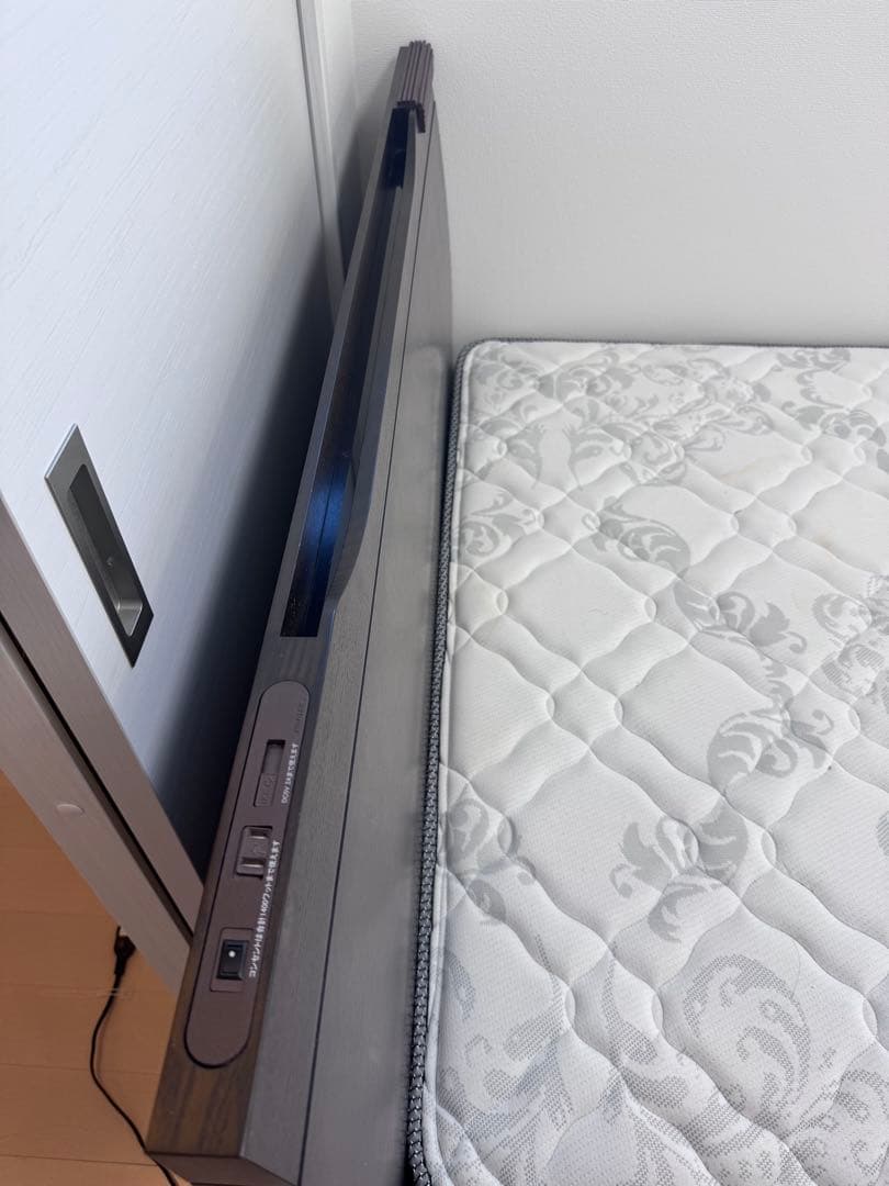 【セット】SIMMONS セミダブルマットレス＋ベッドフレーム