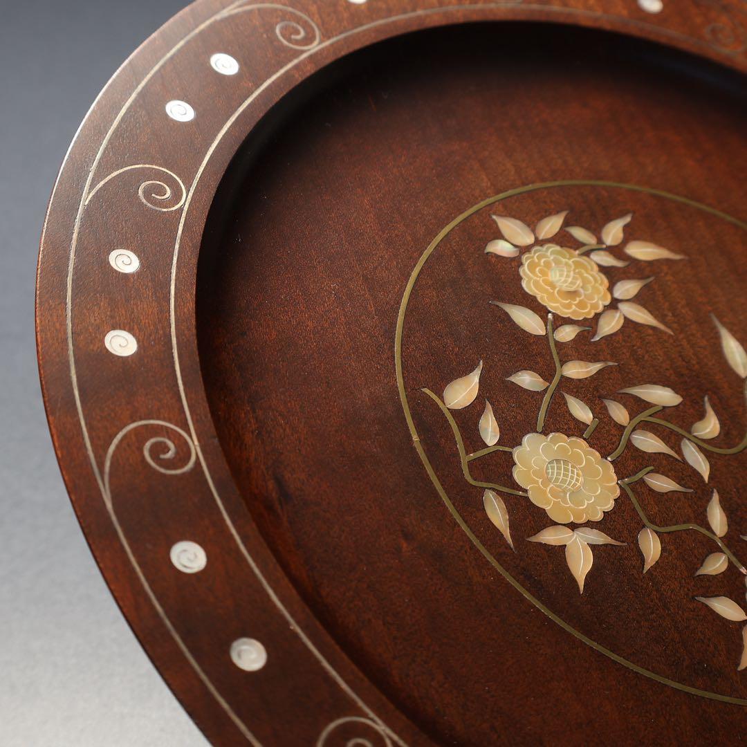 漆塗　丸盆　黄銅銀 螺鈿野菊文丸盆　共箱　吉本寿　R1430お3