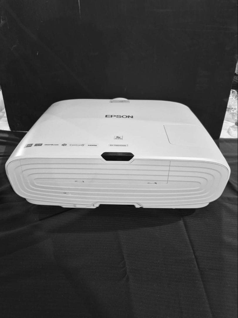 EPSON 家庭用プロジェクター EH-TW8400W