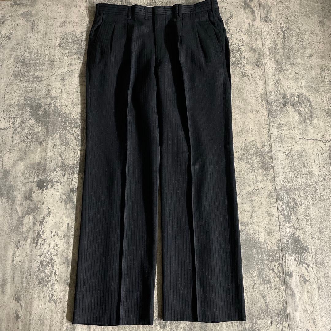 イタリア製 極上ウール ダブルスーツ × GUCCI GG柄 ネクタイコーデ