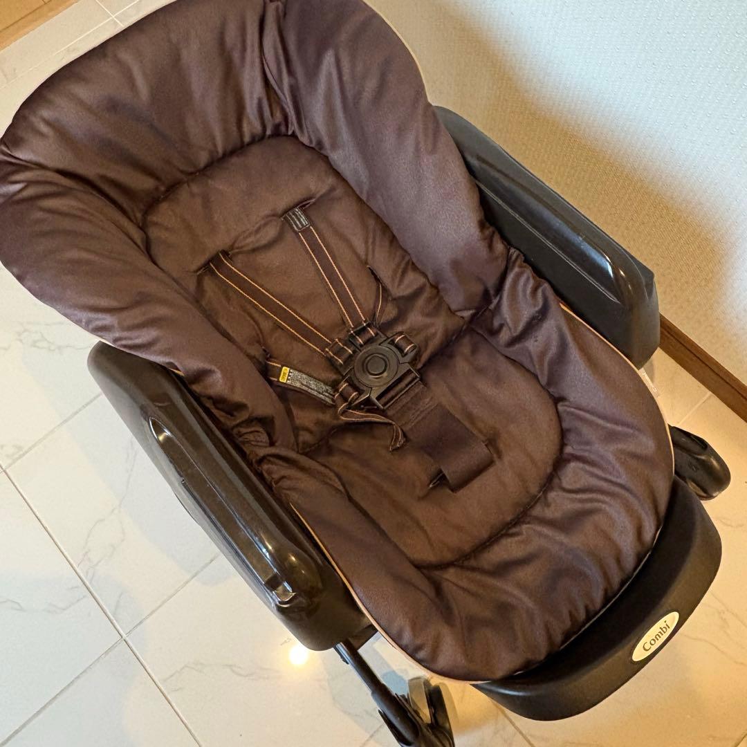 【♡送料込♡】コンビ　電動ハイロー　ネムリラ4キャスオートスウィング