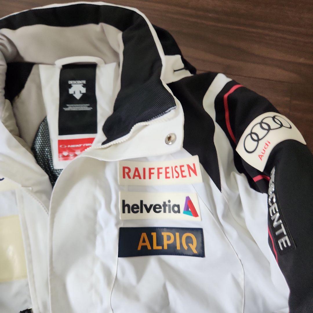 レア 新品 DESCENTE スキーウェア メンズ