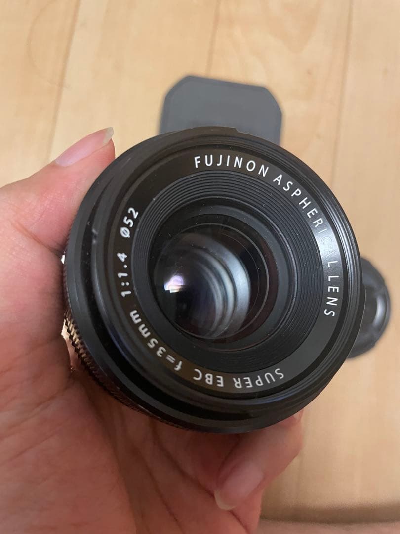 フジノン　xf35mmf1.4 r レンズフード付き