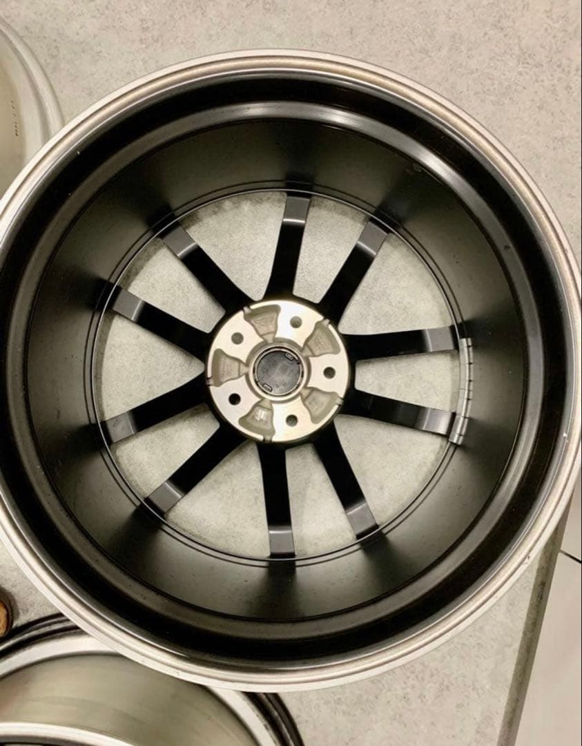 新車外し 日産 フェアレディZ RZ34 純正ホイール 19インチ