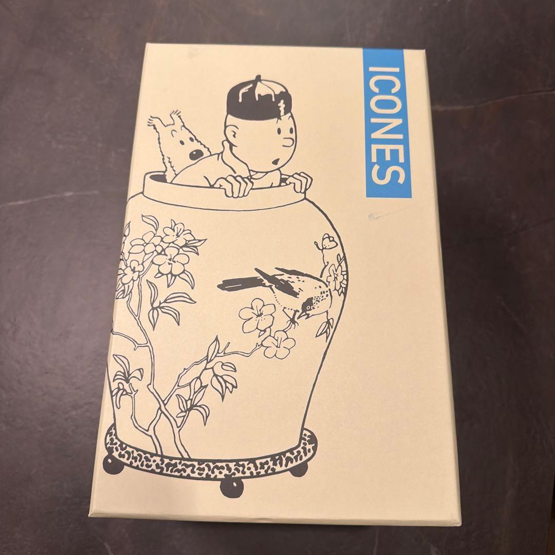 TIN TIN！タンタンの冒険！青い蓮！壺フィギュア付き置物！美品